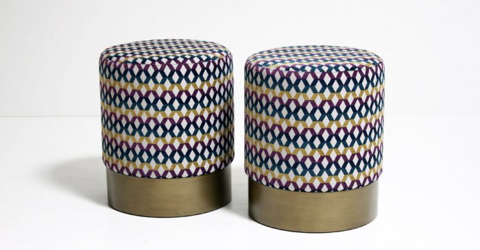 Пуф Spot на металлическом основании