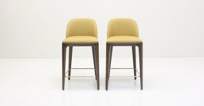 Стул барный Play в стиле модерн